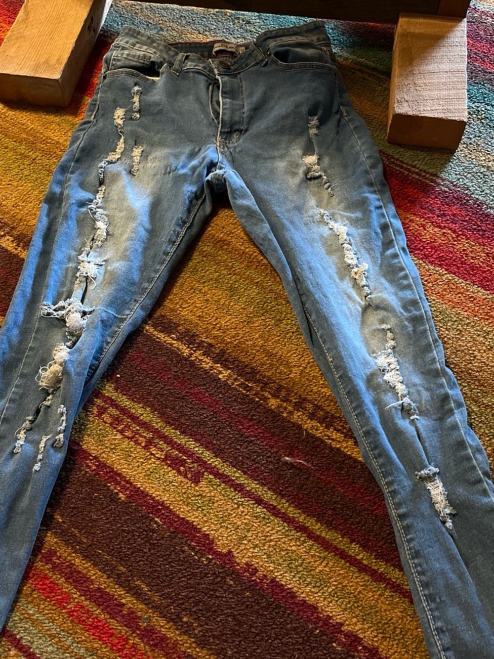 Women’s Distressed Slim Fit Blue Jeans